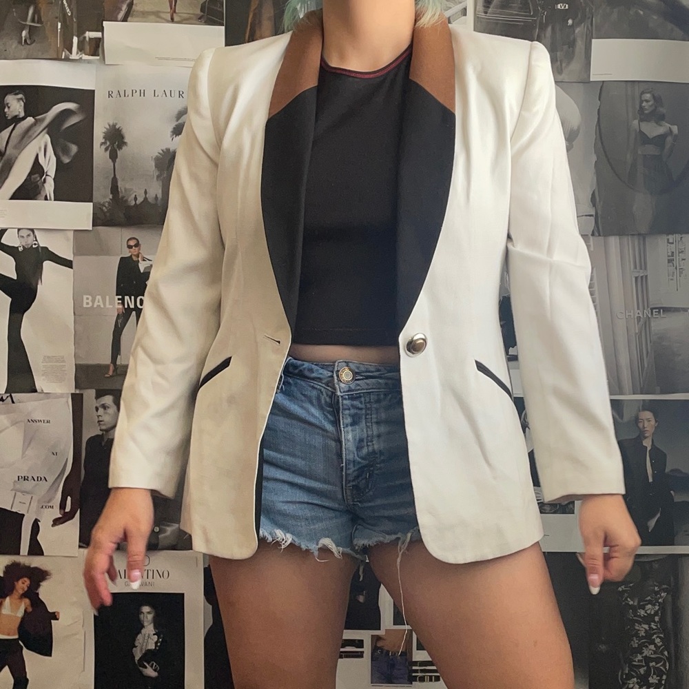 Vintage 90s white blazer